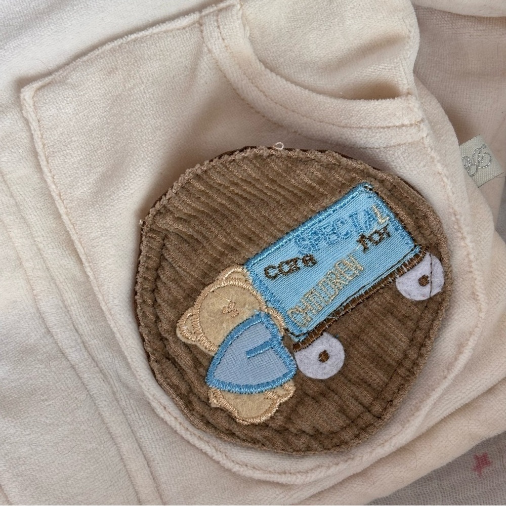⭒ 6M VTG Cream Chunky Jacket Embroidered Bear Pockets Collar Velour ⭒ - Picture 4 of 13